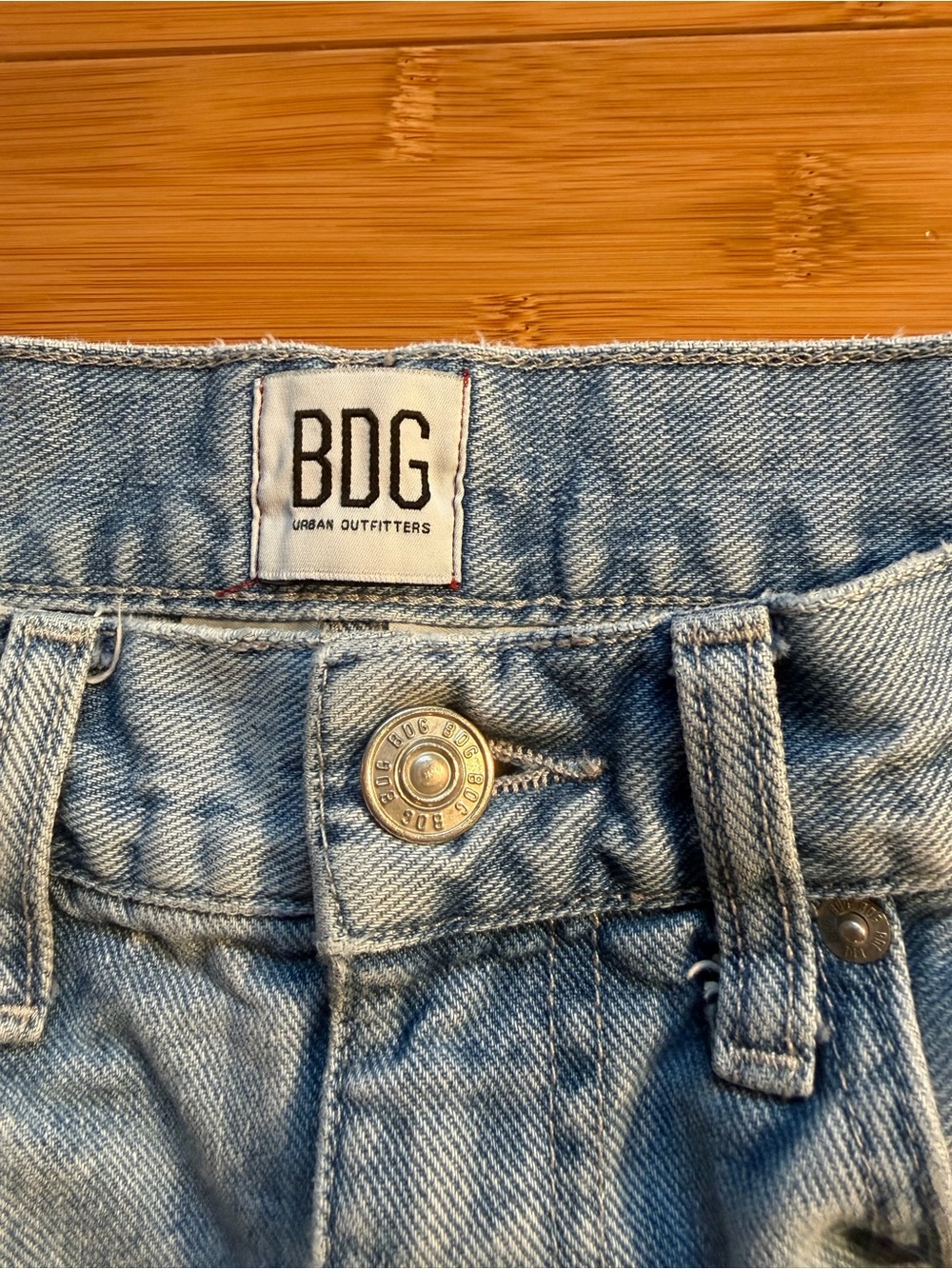 BDG Urban Outfitters High Rise Baggy Jeans Light Wash — Size 27 with 29” Inseam - Picture 3 of 10